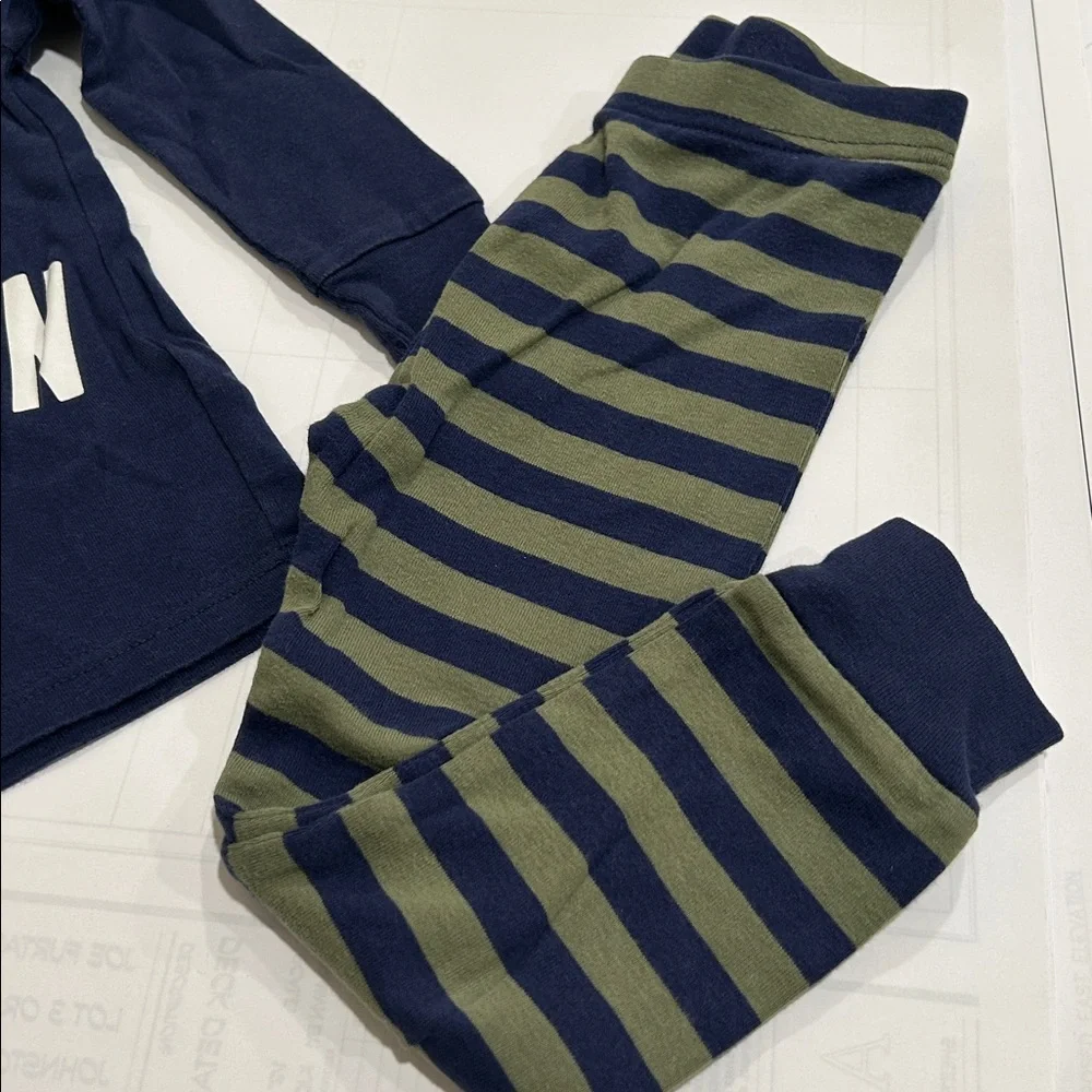 Old Navy Kids Pajama Set - Navy and Olive - Picture 3 of 6